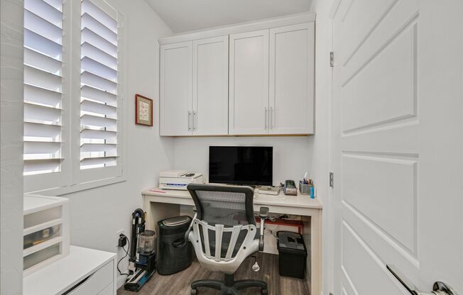 2 beds, 2 baths, $2,100