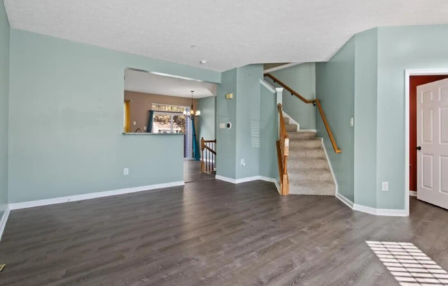 44 TURNBROOK CT