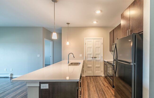 1 bed, 1 bath, 693 sqft, $1,205, Unit 113