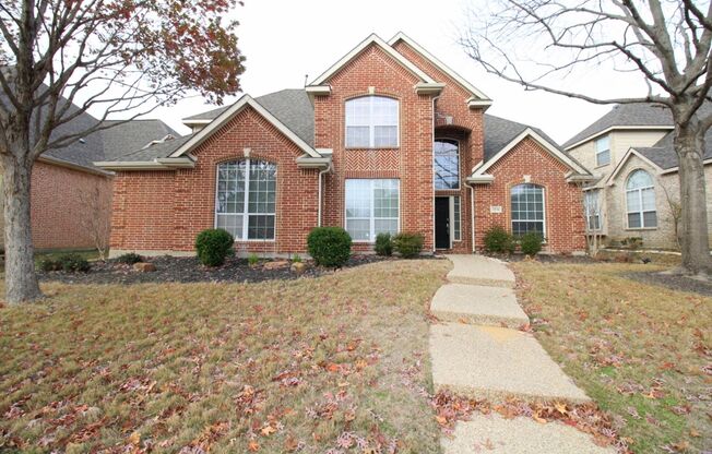 Well Maintained 2-Story 4/2.5/2 in Frisco Ready For Move-In!