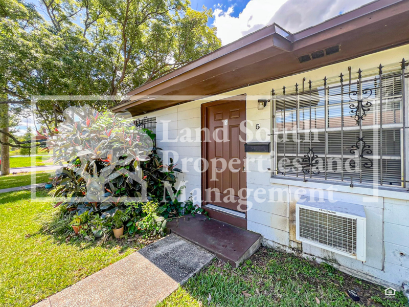 620 N. Lake Avenue 1 - 6