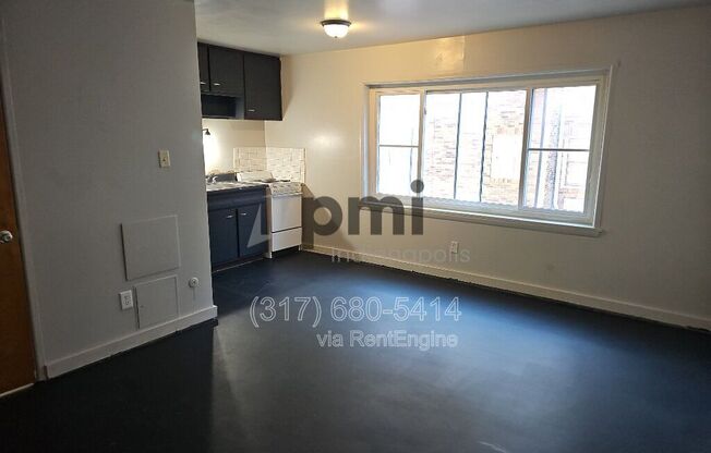 Studio, 1 bath, $545, Unit 14