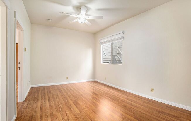 1 bed, 1 bath, $1,995, Unit 1907 Willow Street - LU