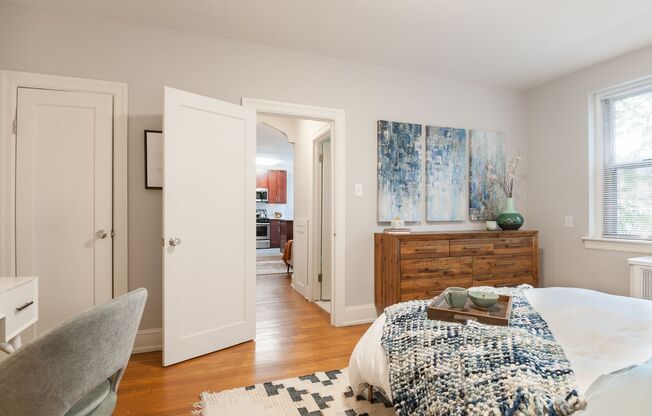 1 bed, 1 bath, 680 sqft, $1,860, Unit 305B