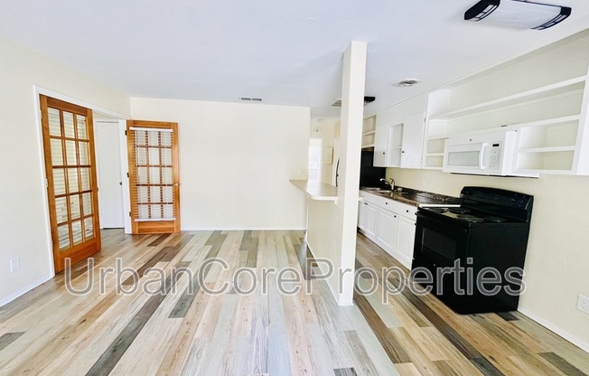 1601 5 ST N