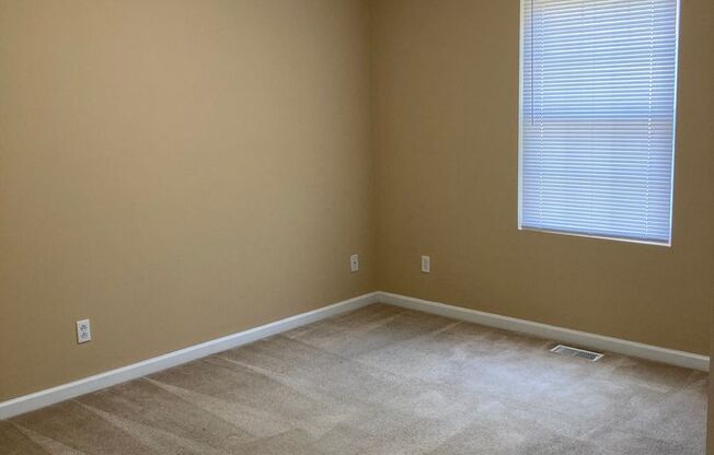 4 beds, 2 baths, 1,635 sqft, $1,500, Unit 3969 South Cramer Circle