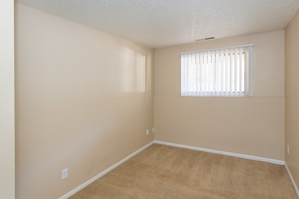 1 bed, 1 bath, 520 sqft, $900, Unit 6-101