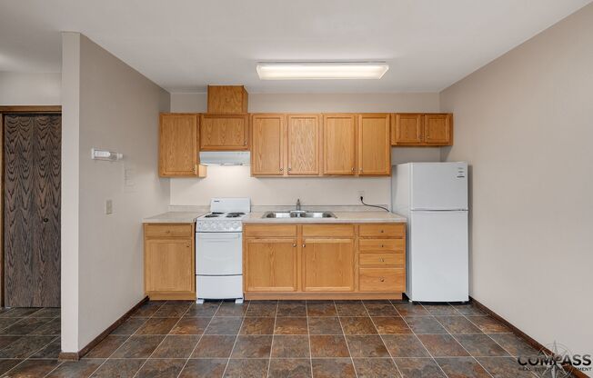 1 bed, 1 bath, 500 sqft, $975, Unit 4