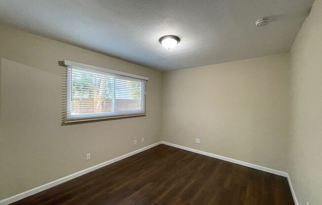 Stunning 4+2 West Hills Home Completely Redone!