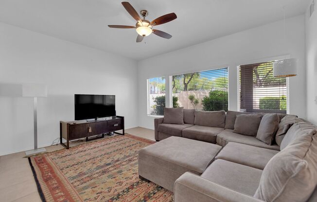 Charming 2 bedrooms 2 Bathrooms in the Amber Ridge Gated Community