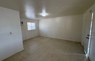 Studio, 1 bath, $695, Unit 3