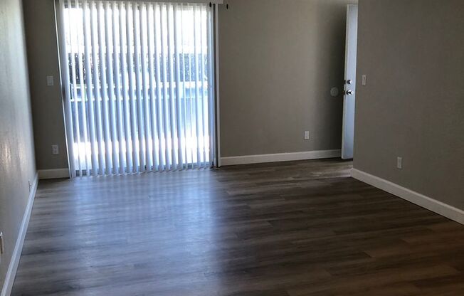 2 beds, 2 baths, 883 sqft, $1,240, Unit 131