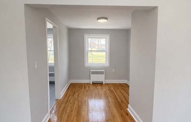 1 bed, 1 bath, 715 sqft, $1,850, Unit A-15