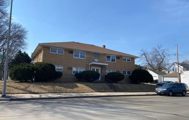 7007 W Becher Street