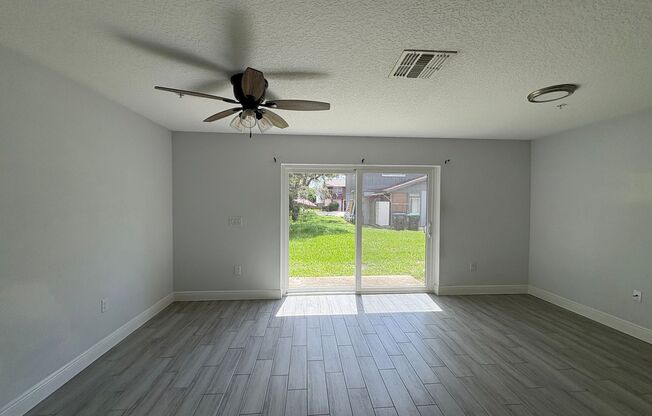 3-bedroom, 2.5-bathroom townhome by UCF