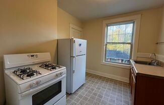 1 bed, 1 bath, $1,080, Unit 2