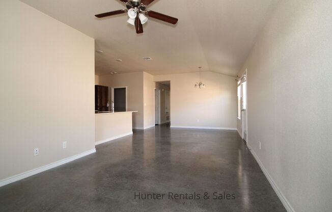 3 beds, 2 baths, $1,325