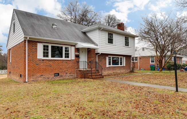 Large 4 Bedroom Tri-Level Home in the West End Available June 15th!