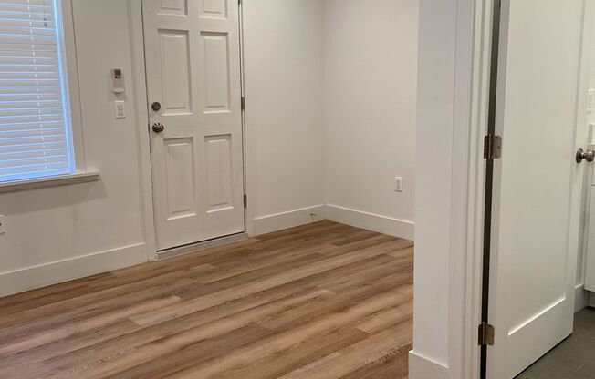 Studio, 1 bath, 244 sqft, $1,800, Unit #1183 1/2