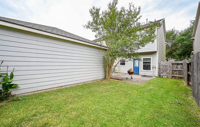 3 beds, 1.5 baths, 1,288 sqft, $1,377