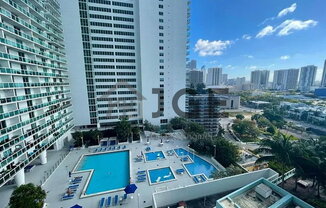 1900 N Bayshore Dr