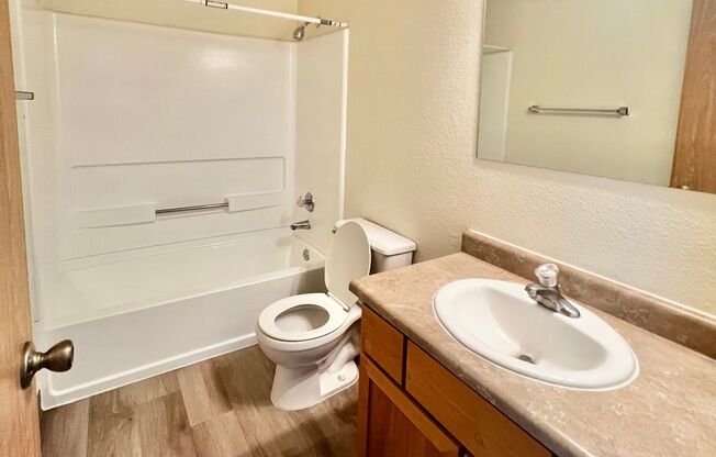 2 beds, 2 baths, 906 sqft, $1,600, Unit DD-242