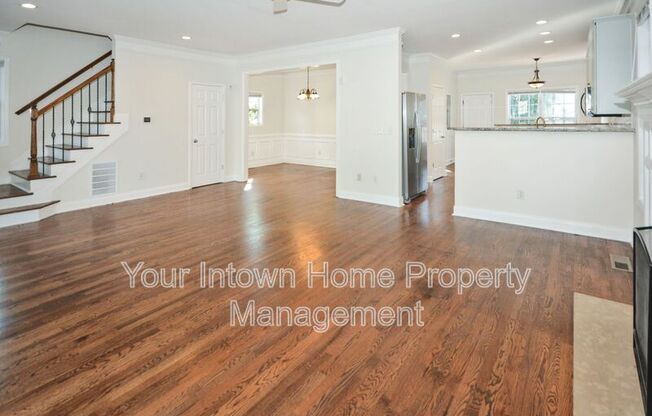 69 HAYGOOD AVE SE