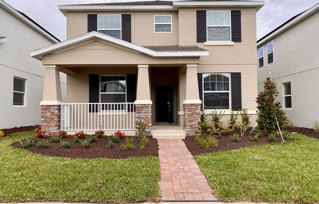5/3, beautifully maintained in STOREY PARK HOME!