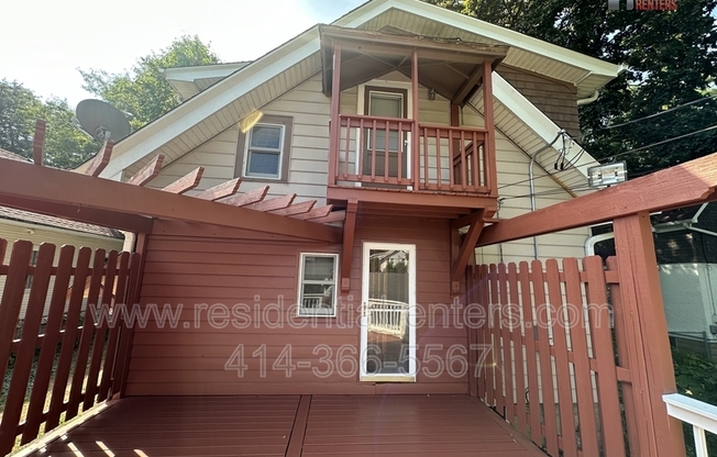 3428 S PENNSYLVANIA AVE