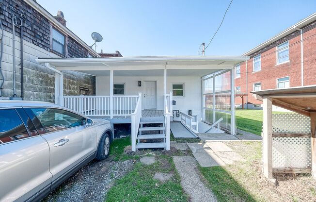 Grand Ave Duplex