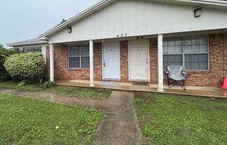 Pensacola - 2 Bedroom, 1 Bathroom