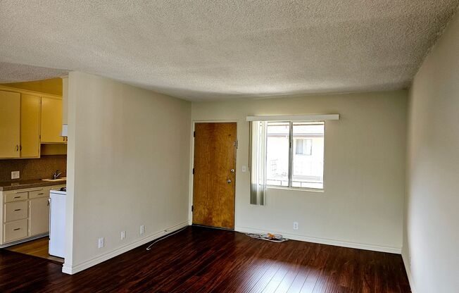 1 bed, 1 bath, $2,098, Unit 10