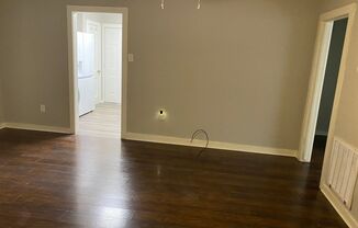 2 beds, 1 bath, $1,355