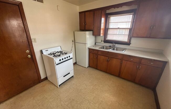 2671-77 N. 74th St.