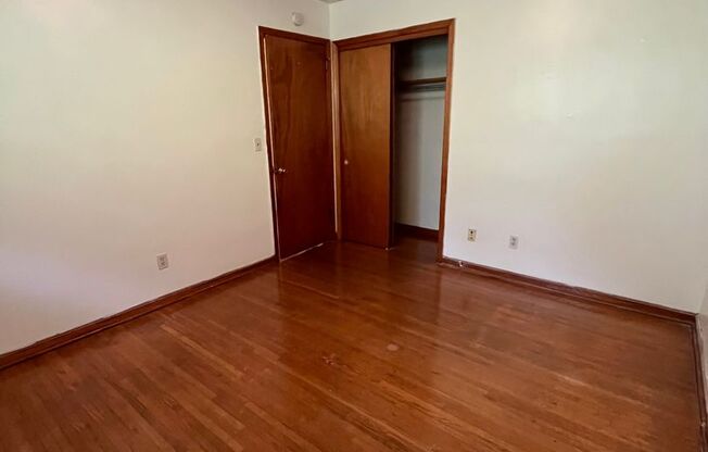 2 beds, 1.5 baths, 900 sqft, $1,440, Unit F-5