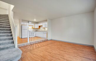 SERENGETI COURT