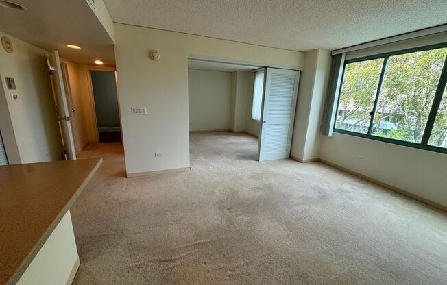 2 beds, 1 bath, $3,865, Unit # 403