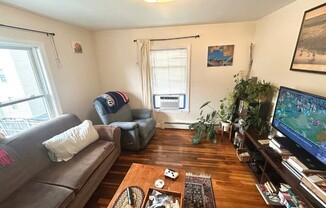 1 bed, 1 bath, 650 sqft, $2,200, Unit 2