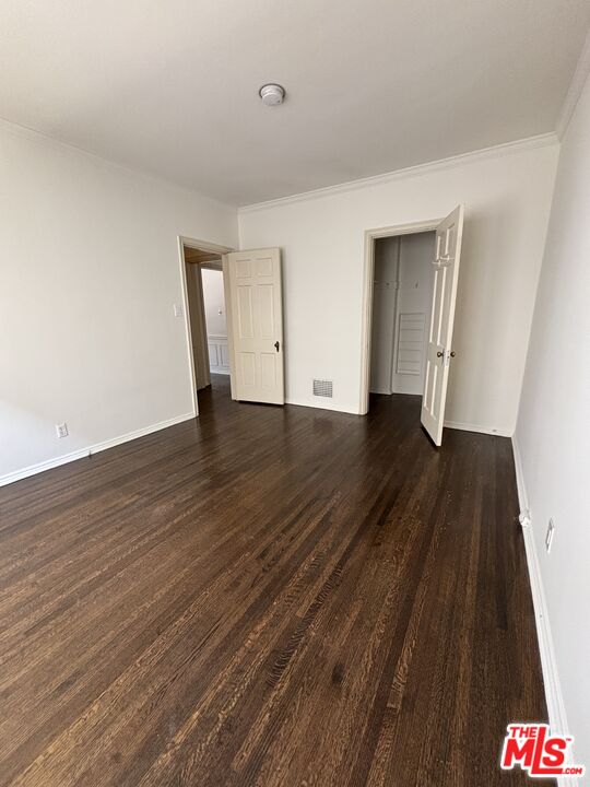 443 S. Norton Avenue