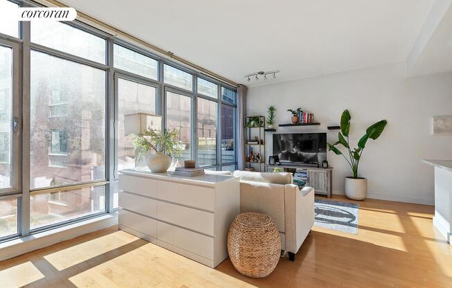 Studio, 1 bath, $4,495, Unit 4F