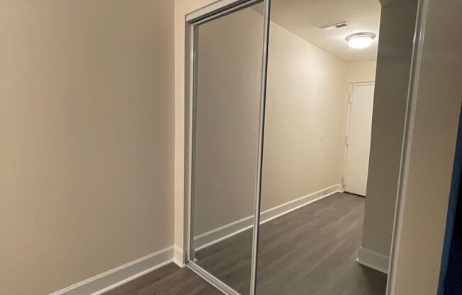 2 beds, 2 baths, 1,000 sqft, $1,950, Unit 14235 #A1