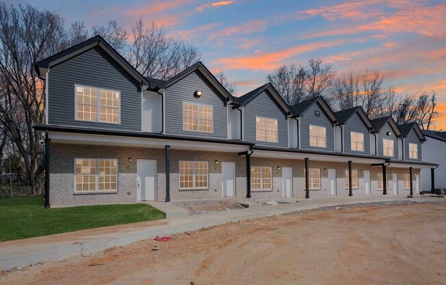 2 beds, 2.5 baths, 1,300 sqft, $1,350, Unit 6