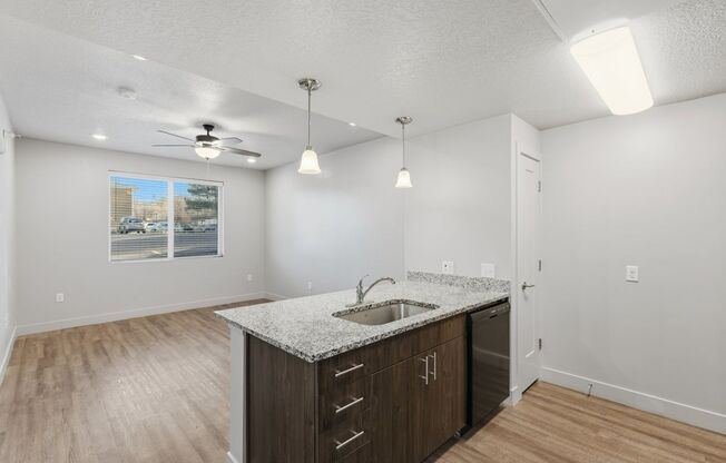 1 bed, 1 bath, 610 sqft, $1,050, Unit G-302