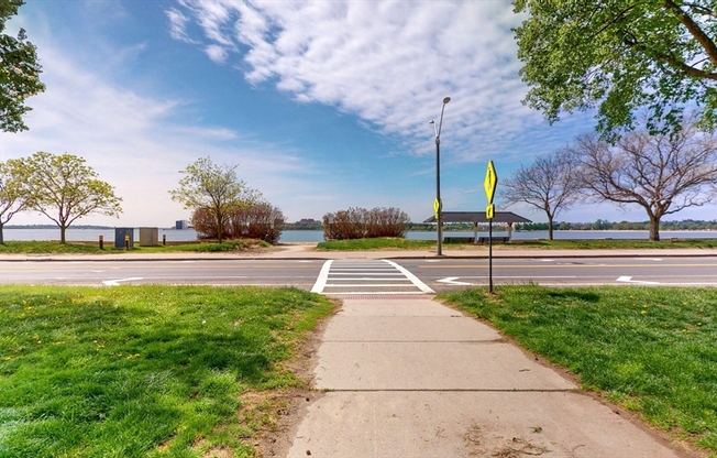 4 beds, 1 bath, 1,200 sqft, $4,400, Unit 1