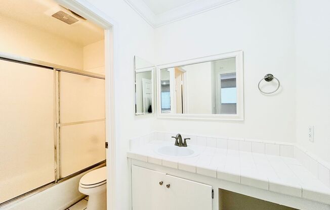 Studio, 1 bath, $1,695, Unit 50-9