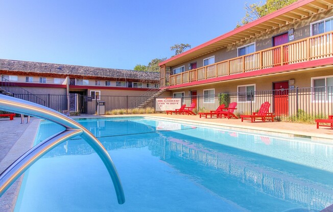 2 beds, 1 bath, 750 sqft, $2,195, Unit 23