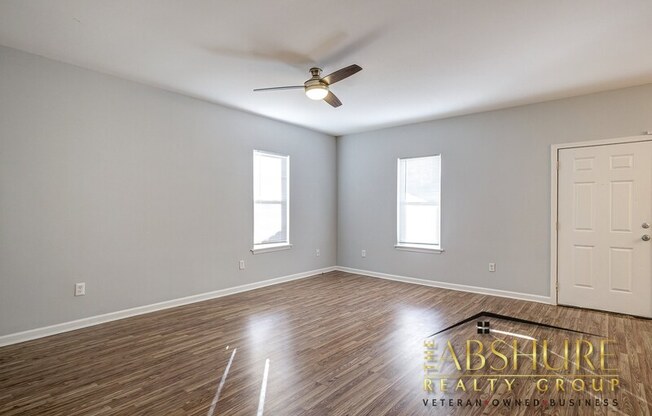 1009 MORELAND AVE