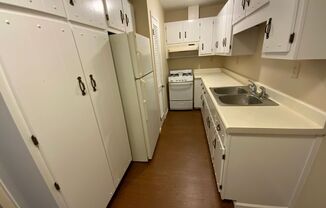 1 bed, 1 bath, $750, Unit D8@313 E 2nd Ave