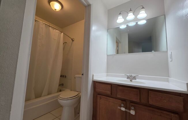 1 bed, 1 bath, $1,195, Unit 308