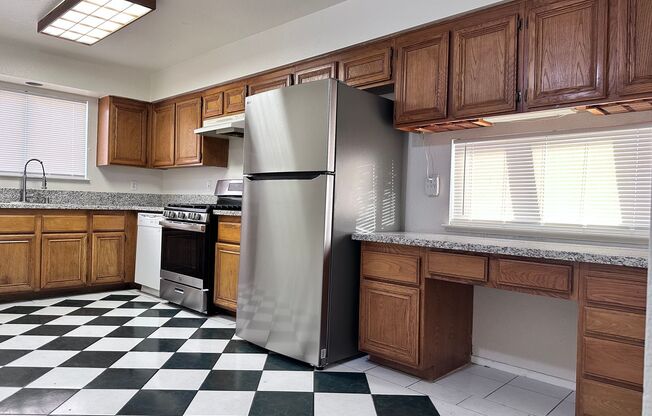 Beautifully Remodeled 4BR/2BA Single-Story Home for Rent!